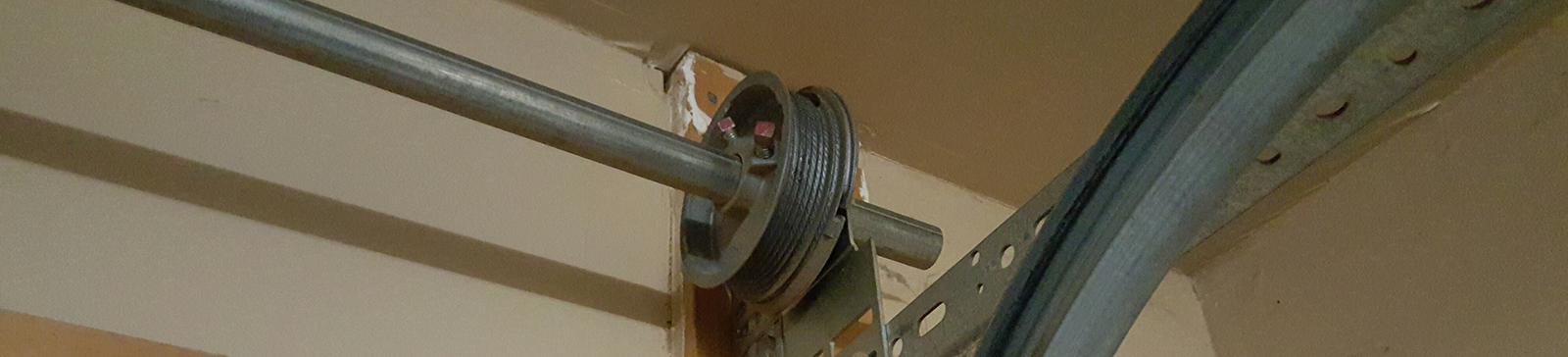 Broken Garage Door Cable Repair Eden Prairie
