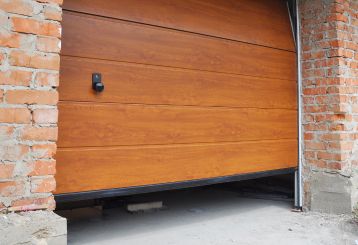 Common Mistakes to Avoid When Buying Weatherstripping for Garage Doors | Chanhassen MN