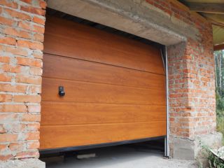 Proper Weatherstripping Installation for Garage Doors in Chanhassen Common Mistakes to Avoid When Buying Weatherstripping for Garage Doors | Garage Door Repair Chanhassen MN