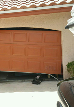 Garage Door Off Track Repair Chanhassen